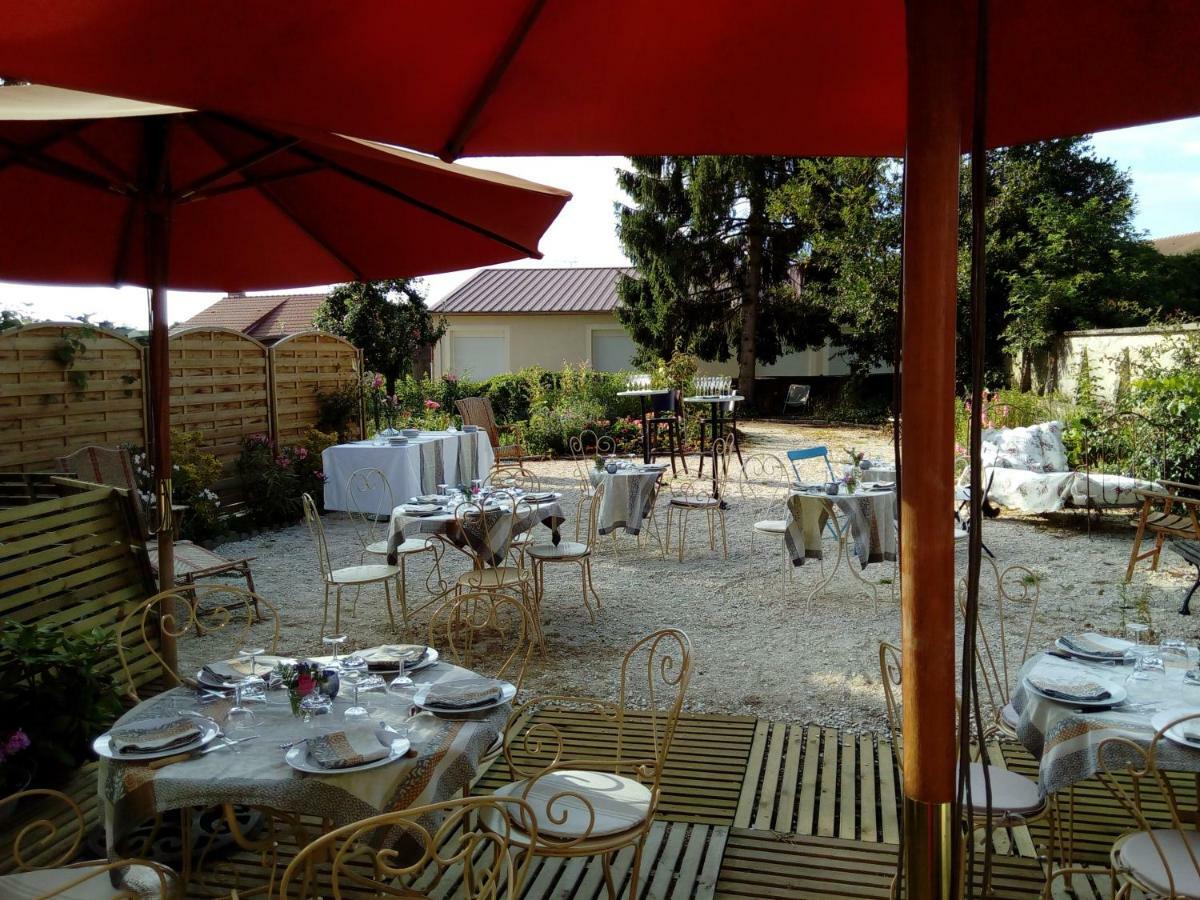 Hotel Le Piano Biesles Exterior foto