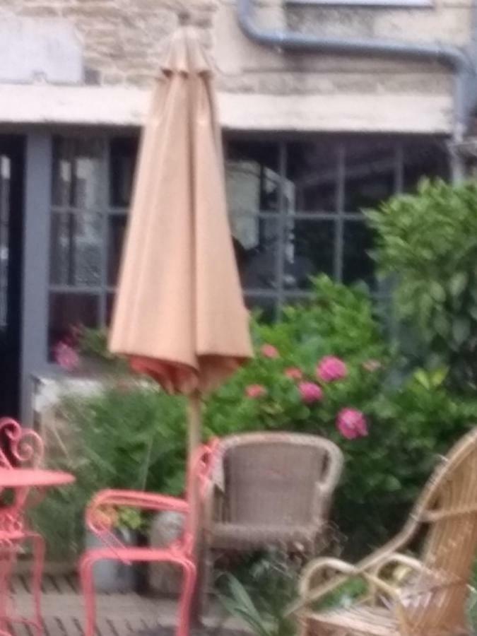 Hotel Le Piano Biesles Exterior foto